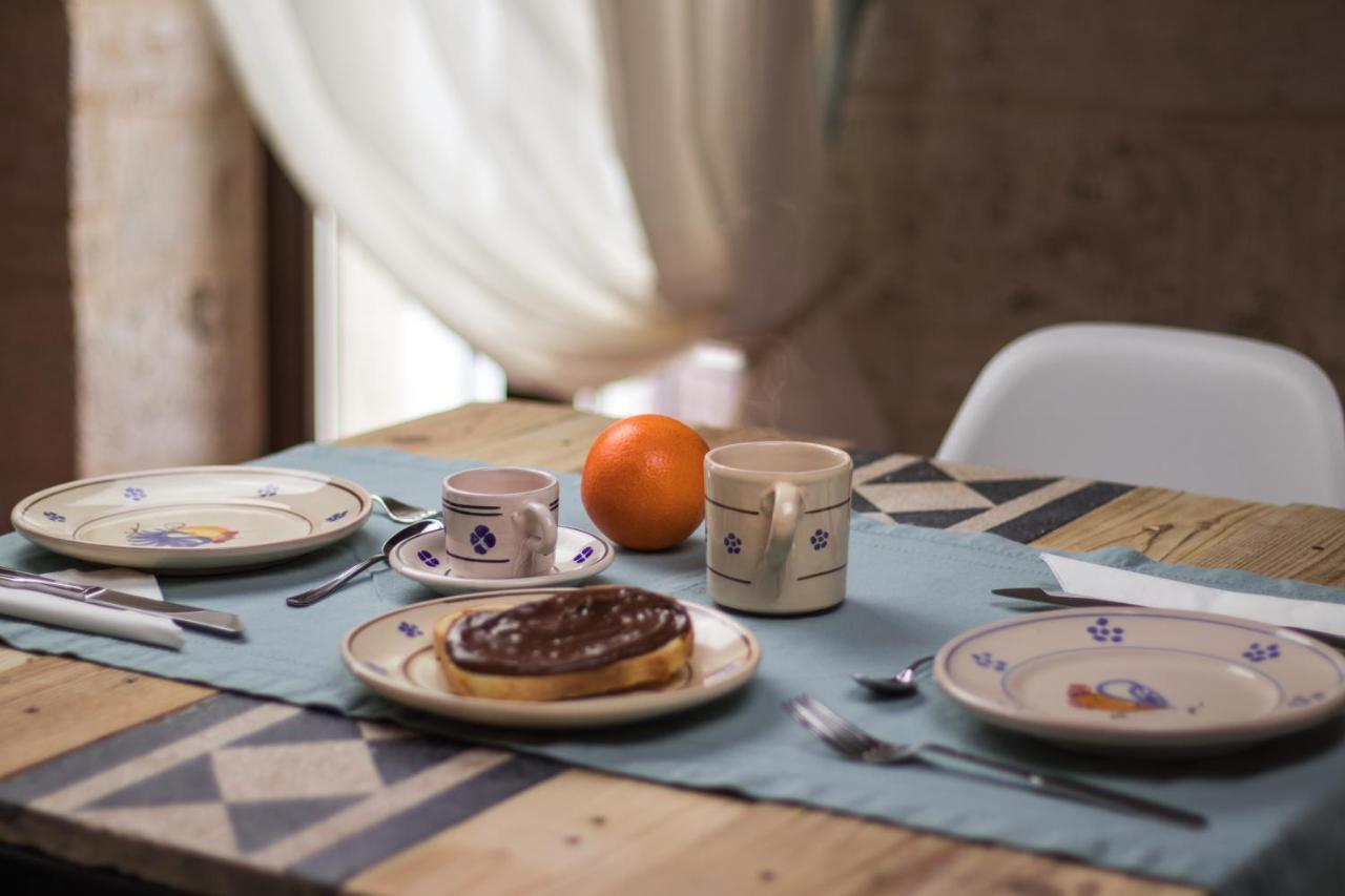 Bed and Breakfast Cece Nove - Sotto L'Arco Rutigliano Exterior foto
