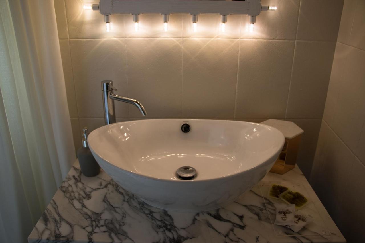Bed and Breakfast Cece Nove - Sotto L'Arco Rutigliano Exterior foto